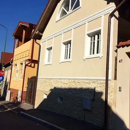 Sakka House Brassó